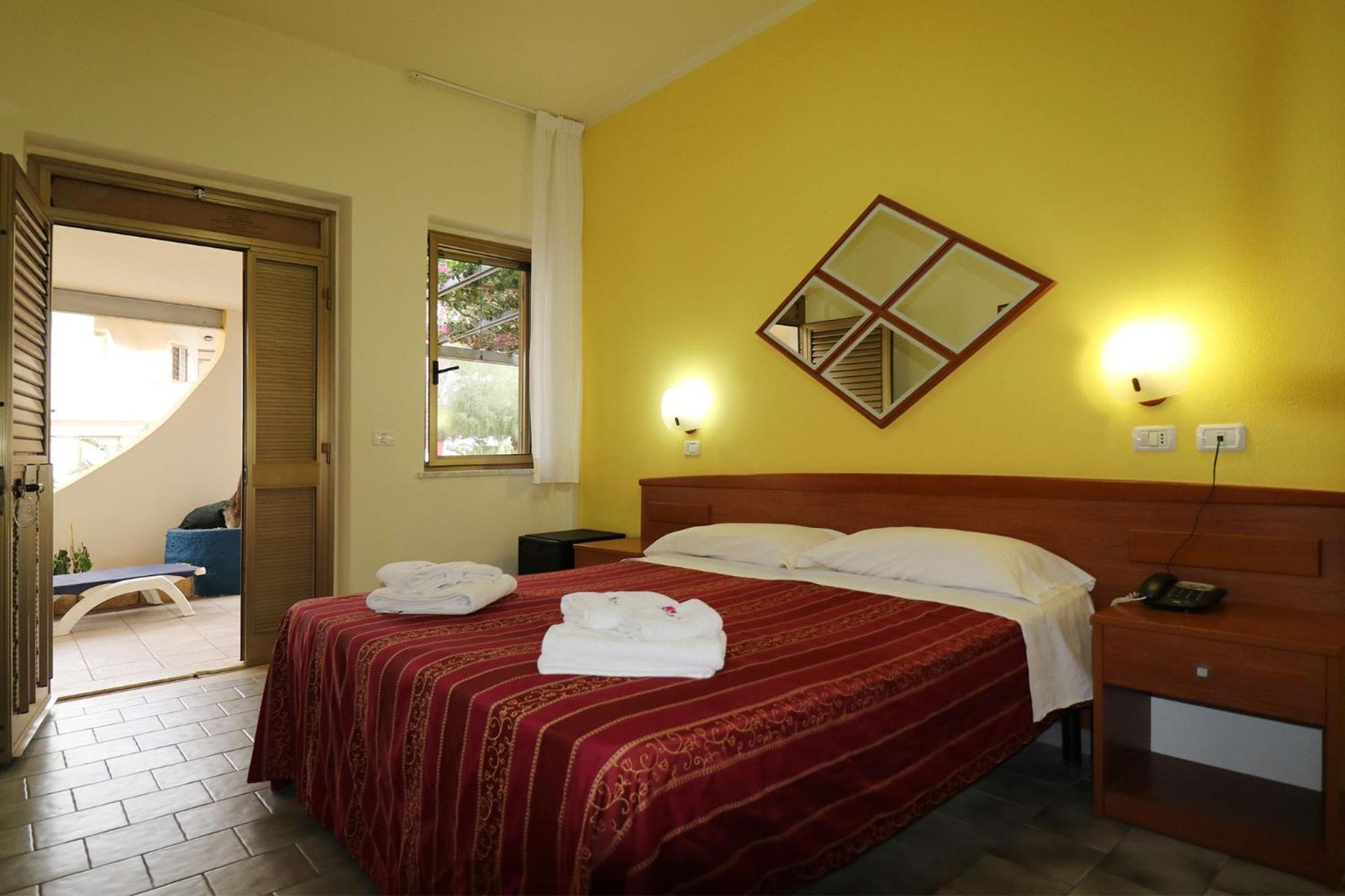 Nirvana Club Village Botricello Szoba fotó